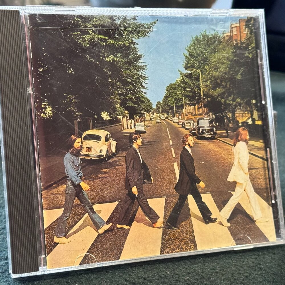 THE BEATLES "ABBEY ROAD" COMPACT DISC * GREAT CONDITION * SLIGHTLY USED